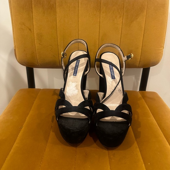Stuart Weitzman platform strappy black velvet Heel. Size 9 1/2! - Picture 5 of 8